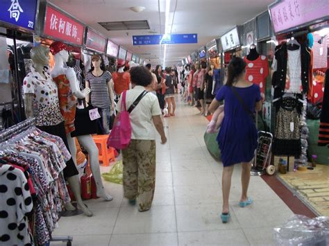 guangzhou clothes shopping